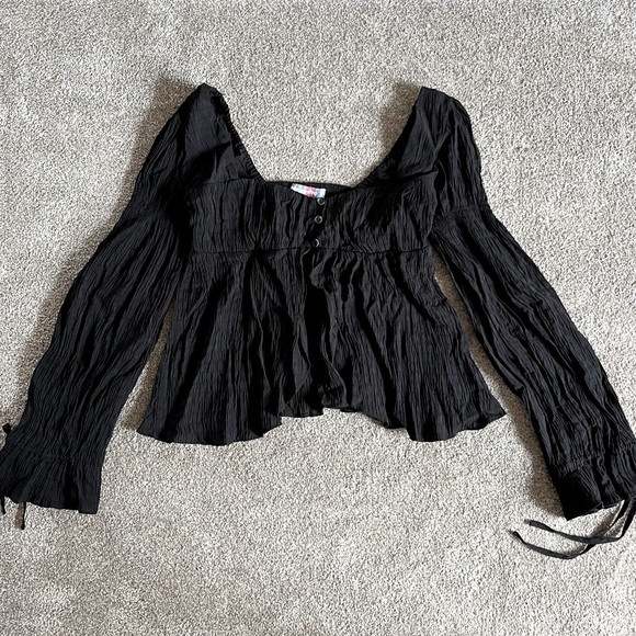 Urban Outfitters Black Ruched Top Size XS - Picture 1 of 3